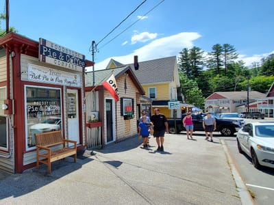 Woodstock Pie and Coffee Company