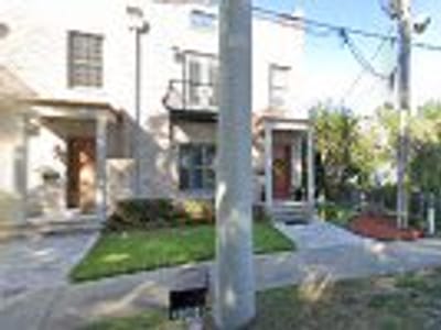 Ya-Antsom Coffee Shop