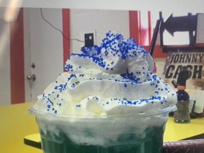 YakAttak Coffee & Bakery & Papa Grub’s Catering