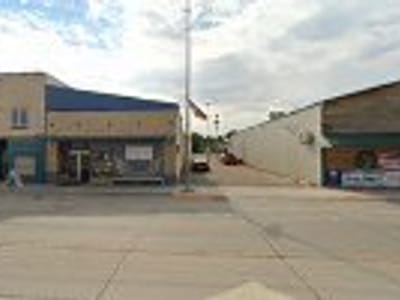 YakAttak Coffee & Bakery & Papa Grub’s Catering