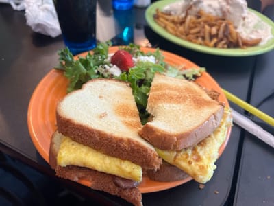 Yellow Mug Coffee Lounge