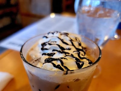 Yonah Coffee and Cafe