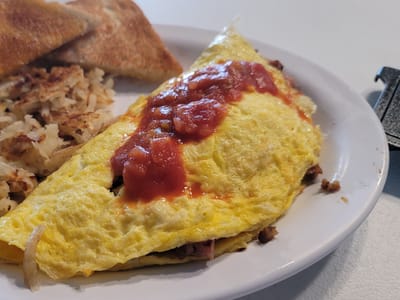 Young Mugs Cafe & Coffee Co.