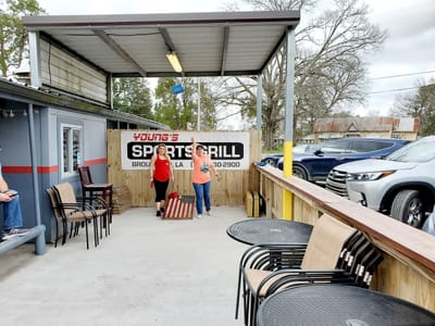 Young's Sports Grill