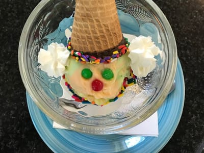 Yum-Yum Snack Shop & Cafe