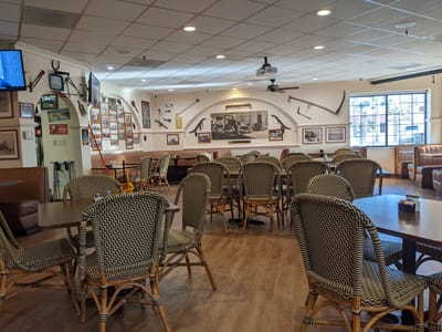 Yuma Landing Bar & Grill