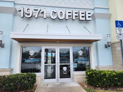 Zeus Coffee & Dessert Bar