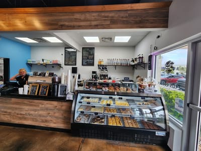 Zeus Coffee & Dessert Bar